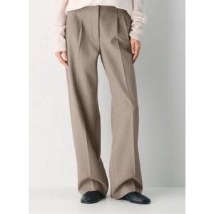 Aritzia Effortless Pant in Heather Nomad Taupe